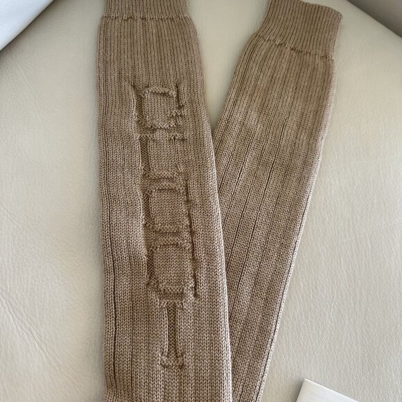 NWT GUCCI BEIGE SOCKS LOGO SZ L 100% Authentic Debossed - Picture 7 of 10
